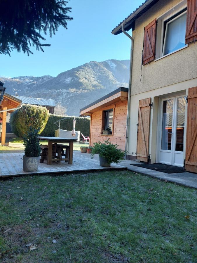 Studio Au Pied Des Montagnes Le Bourg-dʼOisans Eksteriør billede